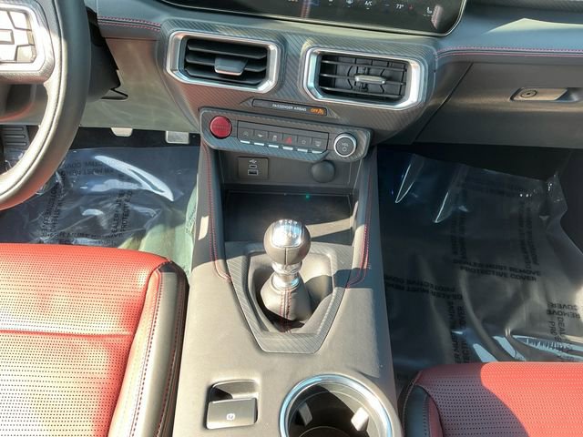 Used 2025 Ford Mustang GT Premium image 15