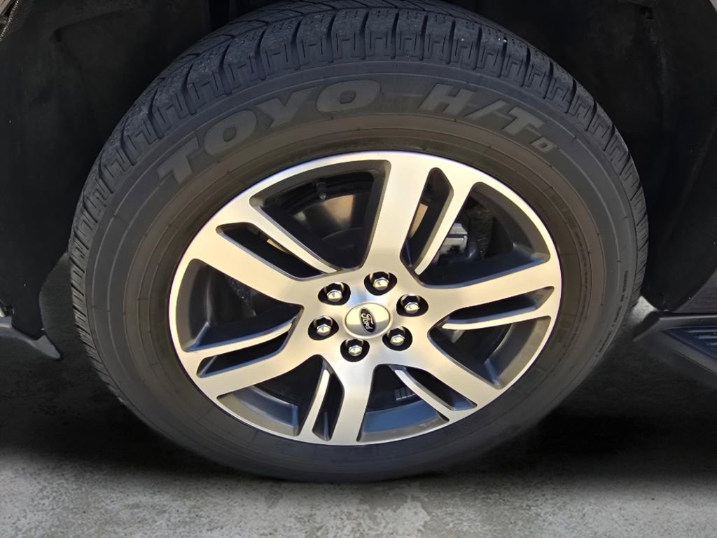 Used 2024 Ford Expedition Limited AWD/4WD image 17