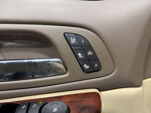 Used 2011 Chevrolet Tahoe LTZ AWD/4WD image 10