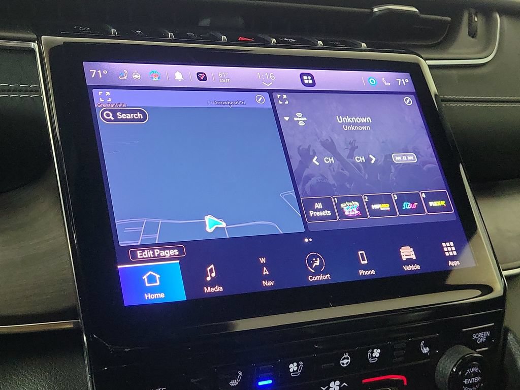 Used 2023 Jeep Grand Cherokee L Overland RWD image 18