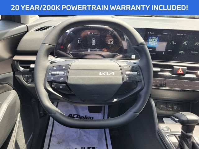 New 2026 Kia Sportage EX FWD image 12