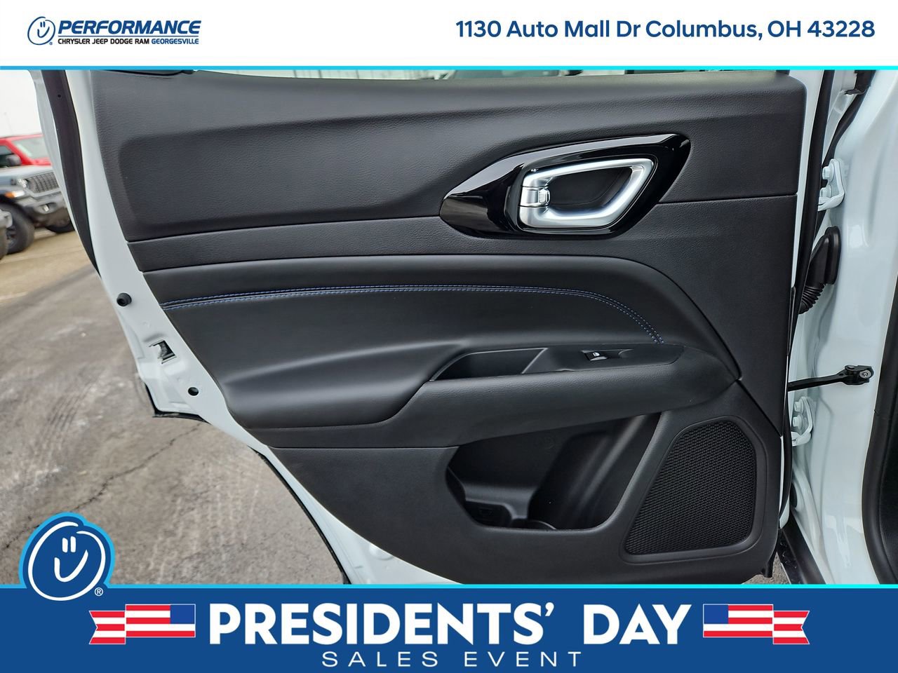 New 2026 Jeep Compass Latitude image 13