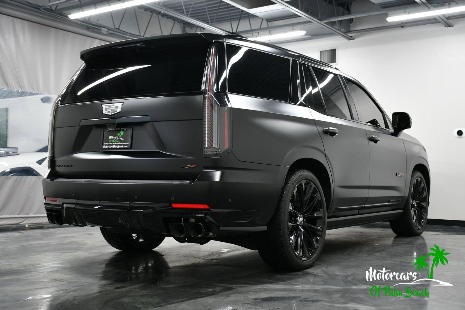 Used 2026 Cadillac Escalade V w/ LPO, ONYX Package image 7