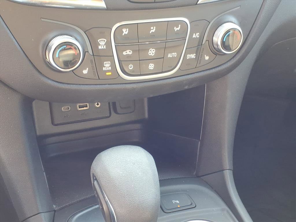 Used 2024 Chevrolet Equinox LT w/ LPO, Floor Liner Package image 12