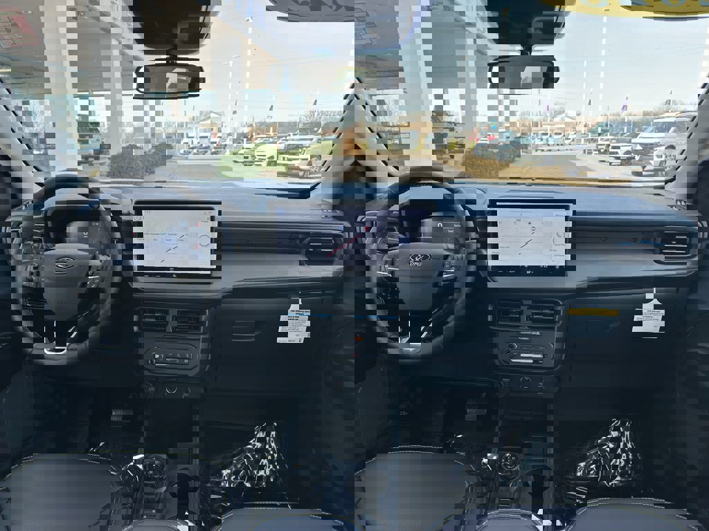 New 2025 Ford Maverick Lobo image 12