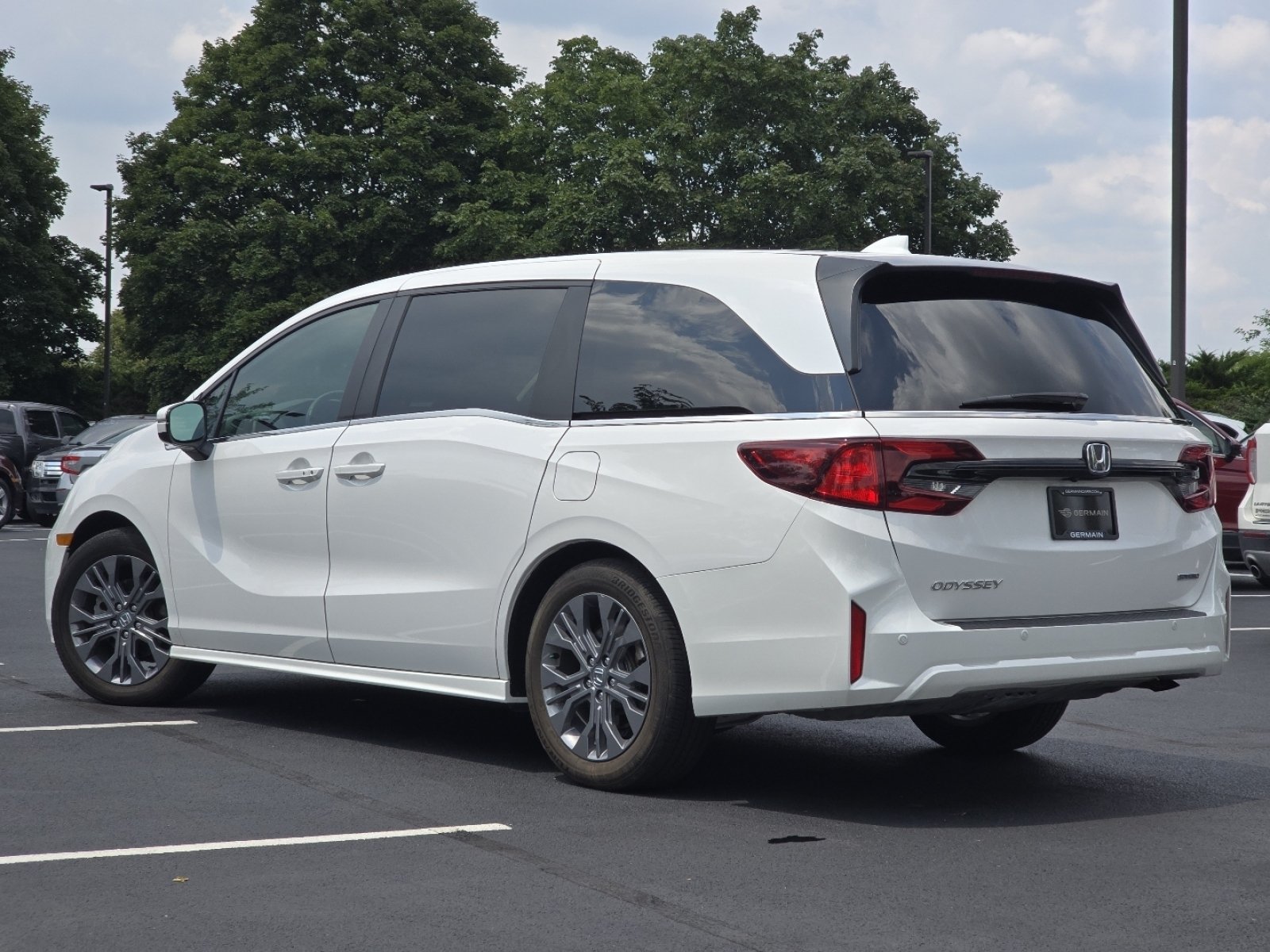 Used 2025 Honda Odyssey Touring image 18