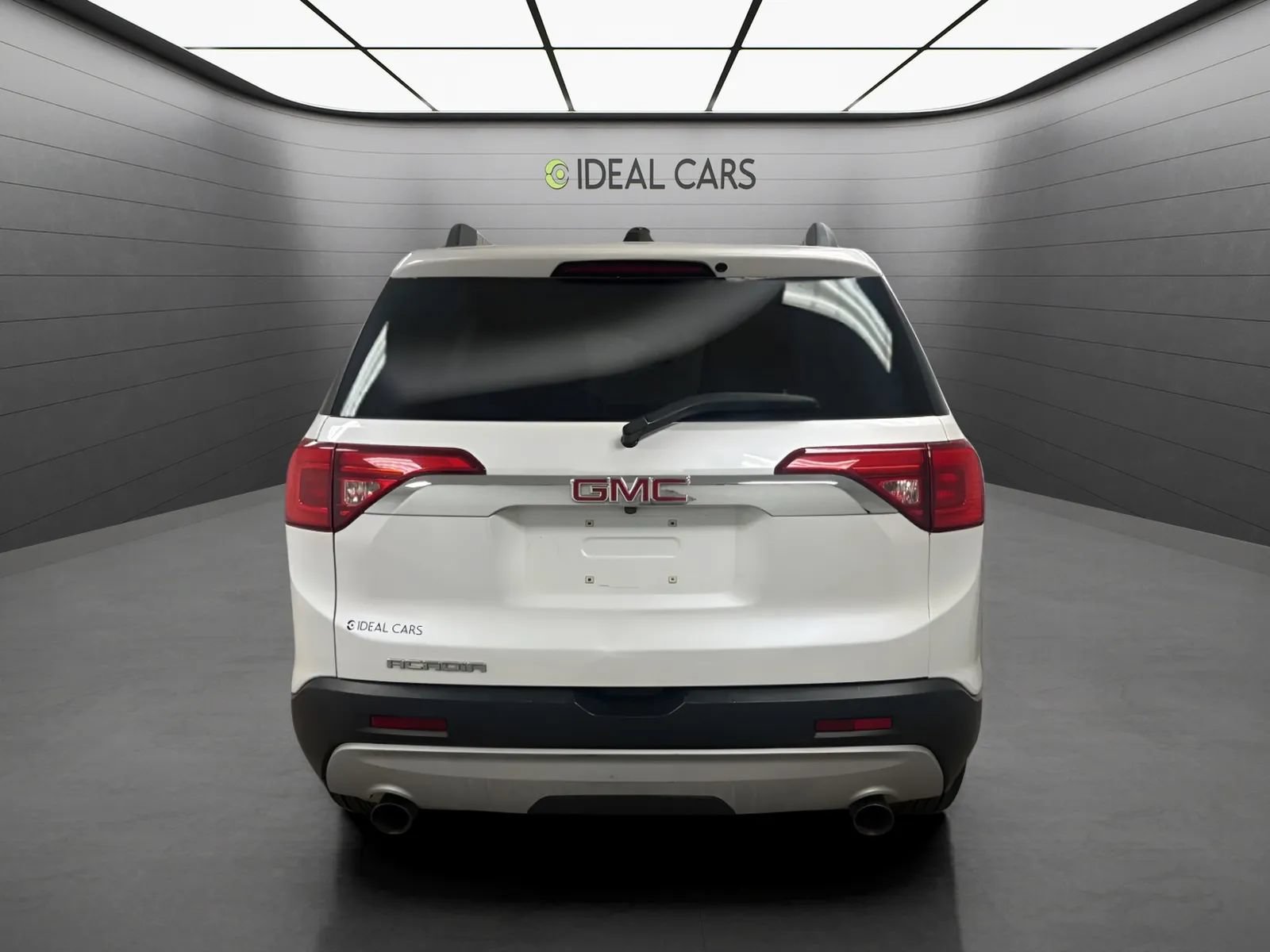 Used 2018 GMC Acadia SLE w/ LPO, Cargo Package FWD image 7