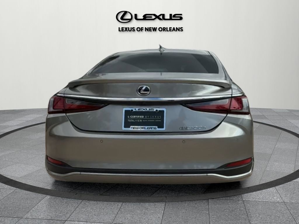 Certified 2021 Lexus ES 300h w/ Premium Package image 6