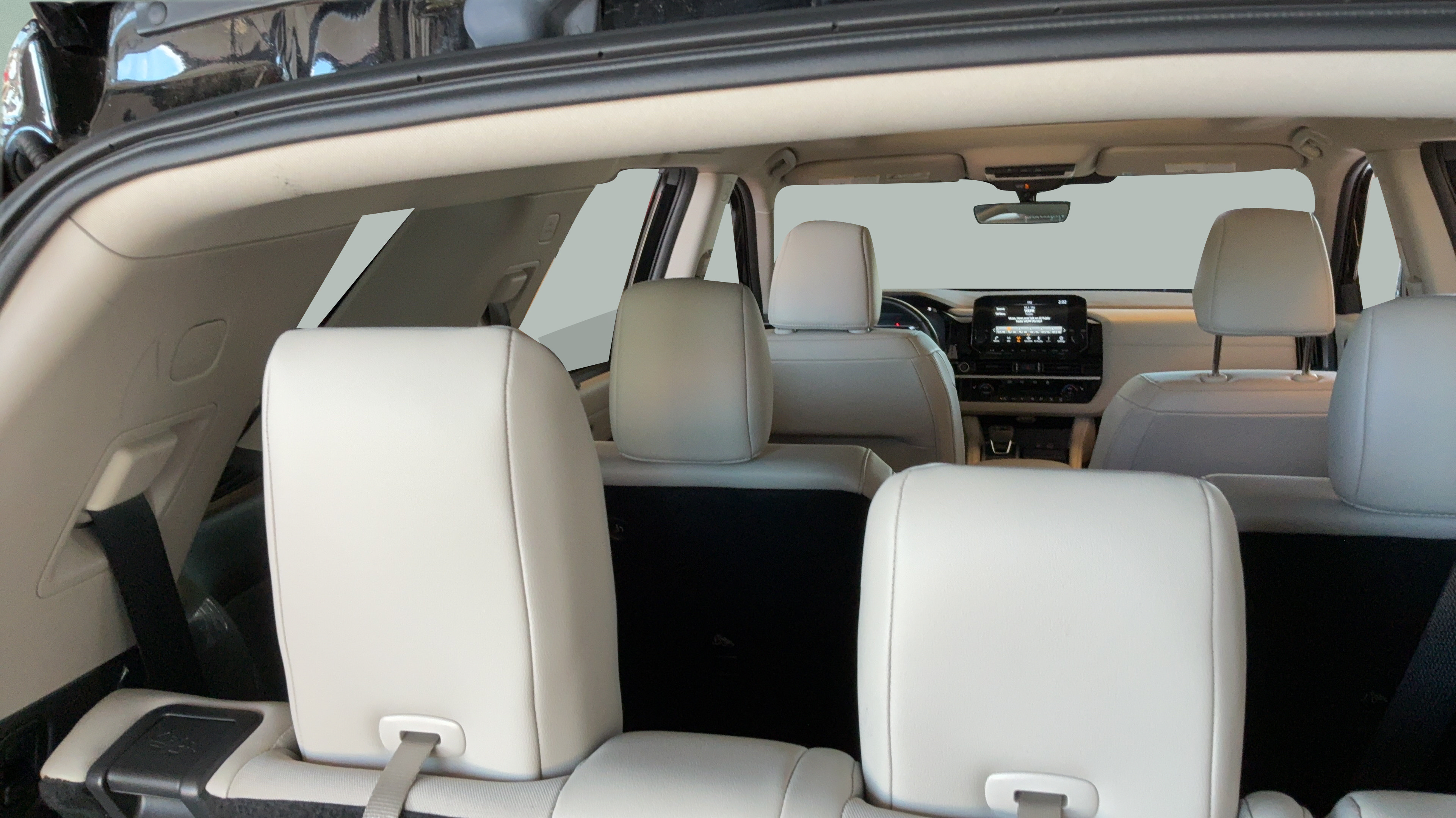 Used 2024 Nissan Pathfinder SL w/ SL Premium Package FWD image 37