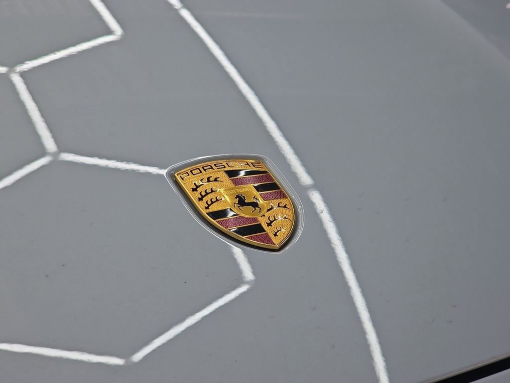 Used 2021 Porsche Taycan 4S AWD/4WD image 32