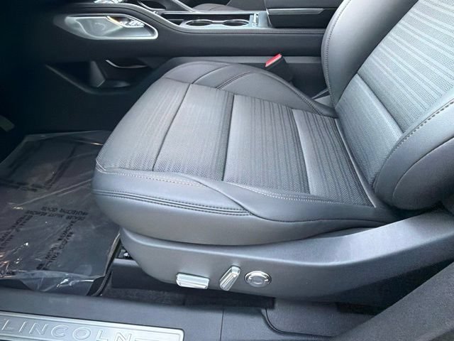 New 2026 Lincoln Nautilus Reserve AWD/4WD image 13