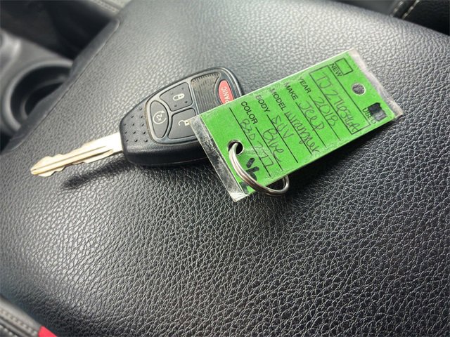 Used 2018 Jeep Wrangler Unlimited Sahara w/ Connectivity Group image 21