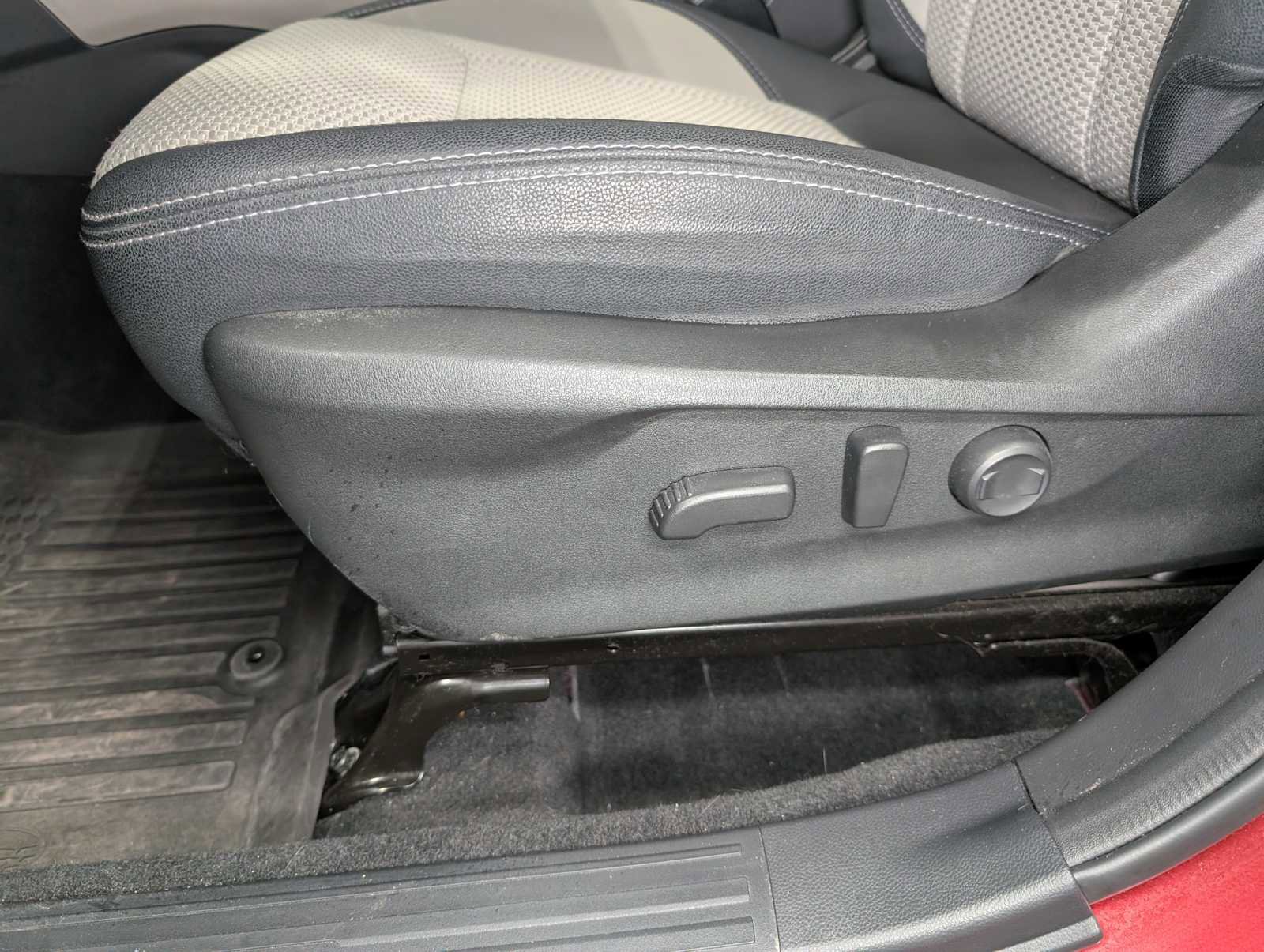 Used 2023 Subaru Forester Premium AWD/4WD image 38