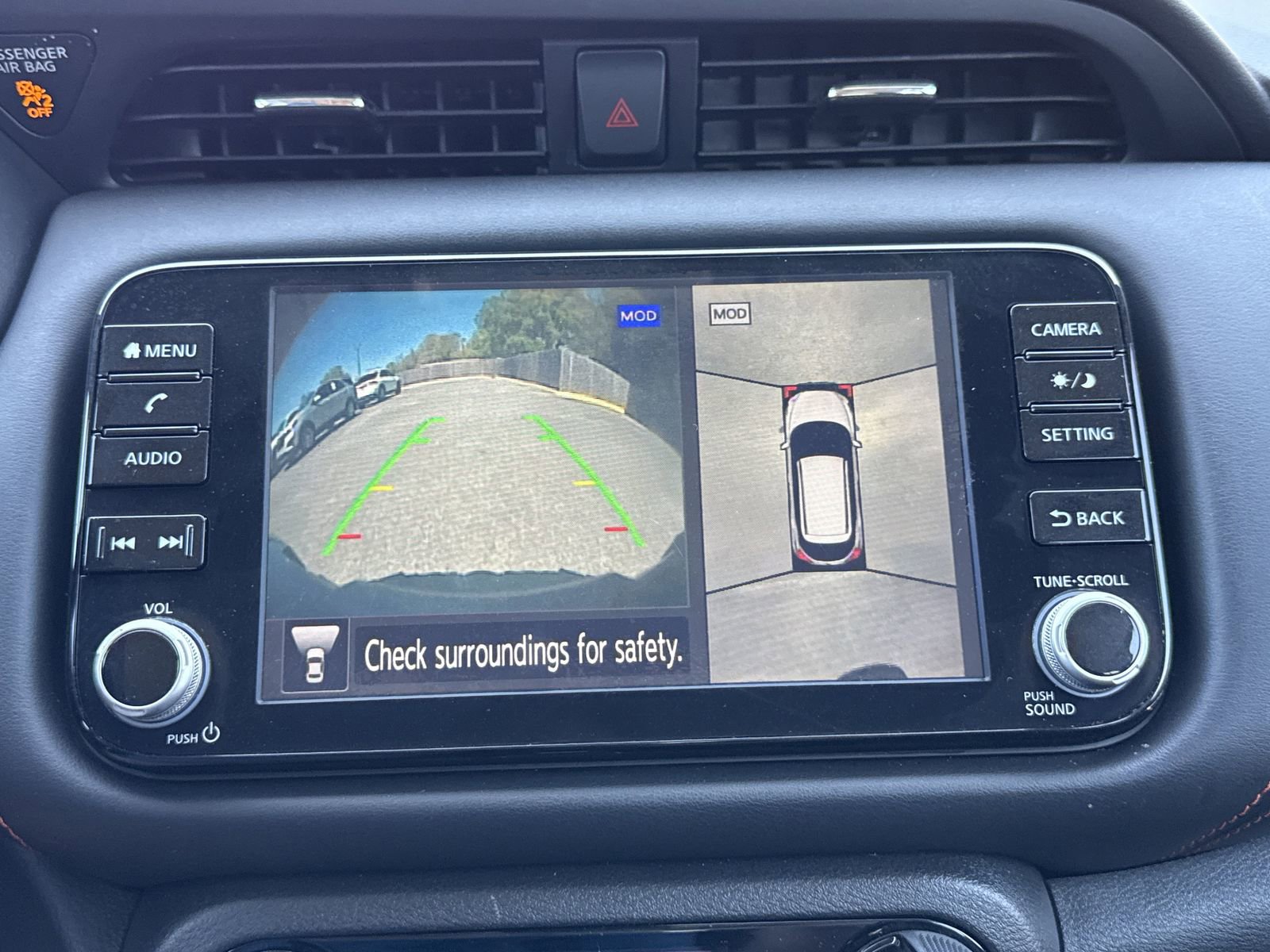 Used 2022 Nissan Kicks SR w/ Interior Electronics Package FWD image 23