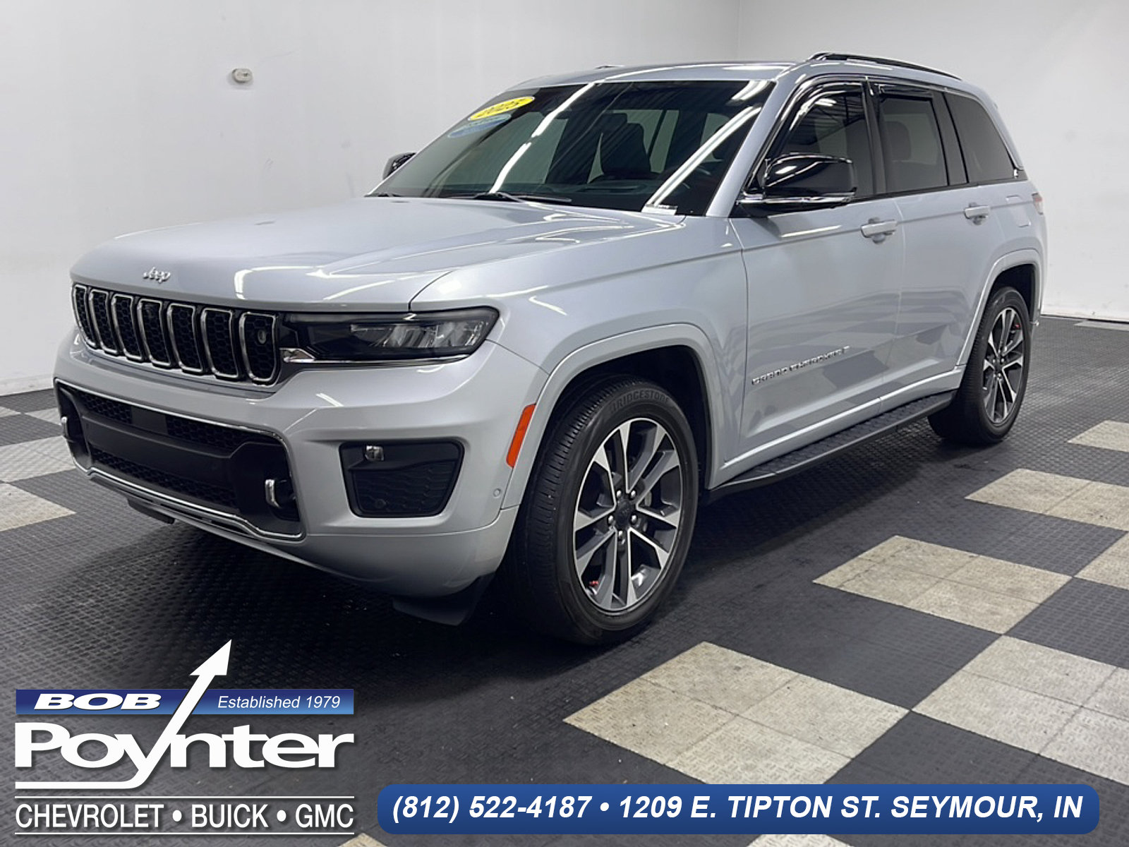 Used 2025 Jeep Grand Cherokee Overland w/ Adv Protech Group III AWD/4WD image 1