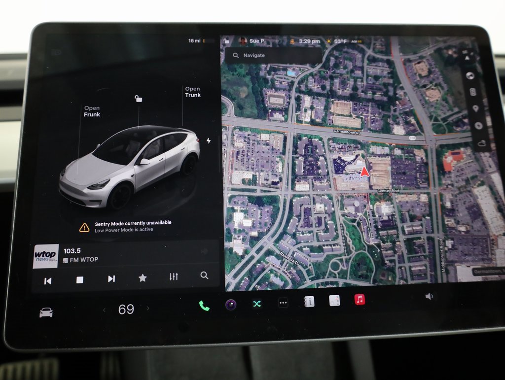 Used 2023 Tesla Model Y Performance image 21