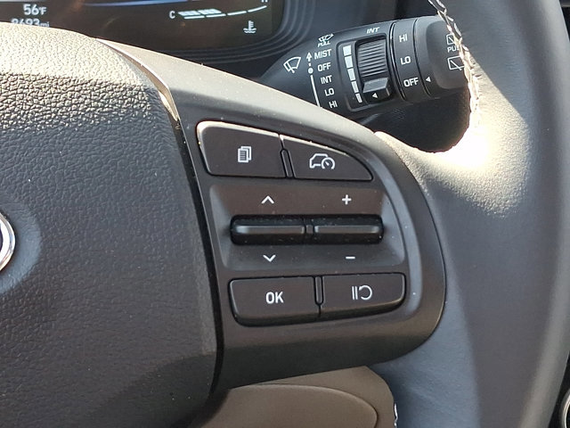 Certified 2024 Hyundai Venue SEL image 22