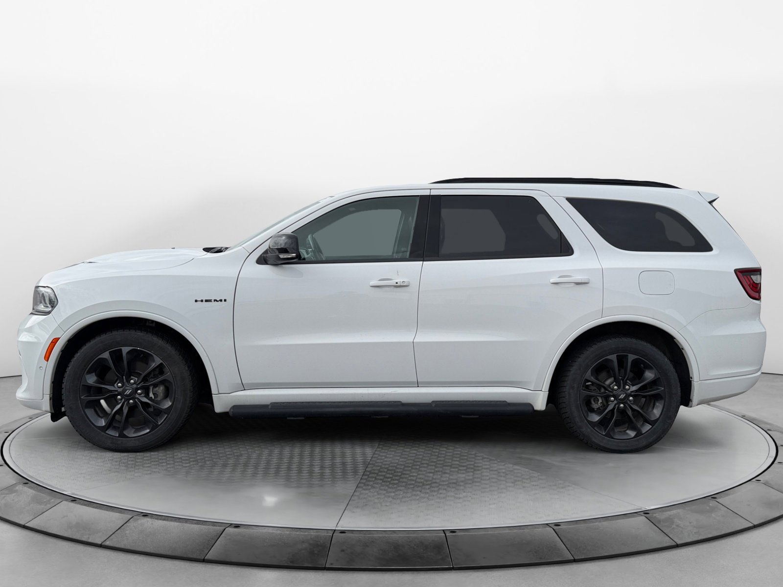 Used 2024 Dodge Durango R/T AWD/4WD image 3