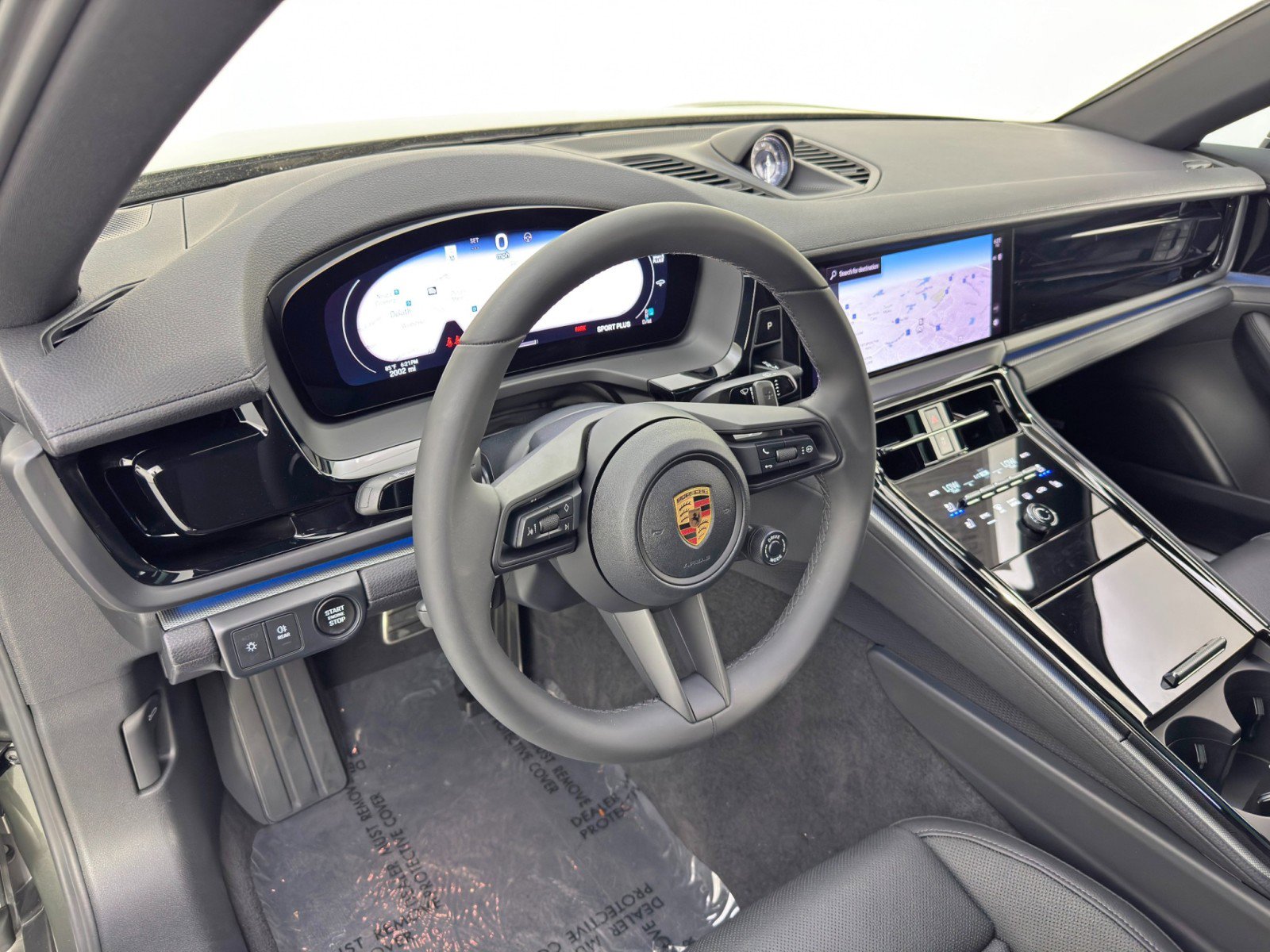 Used 2025 Porsche Panamera w/ Premium Package image 13