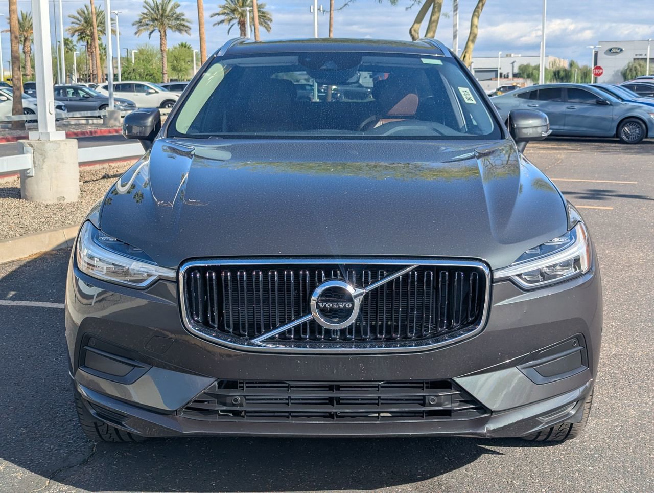 Used 2019 Volvo XC60 T5 Momentum w/ Premium Package image 8