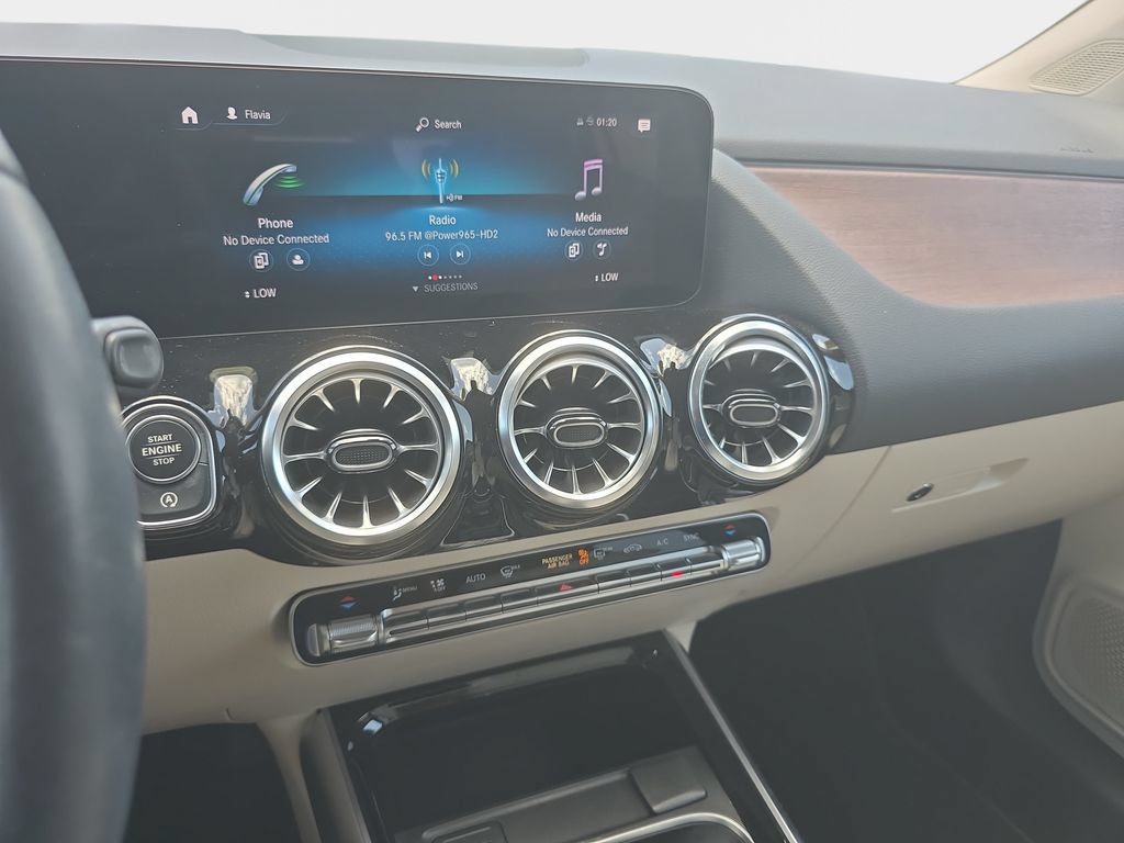 Used 2023 Mercedes-Benz GLA 250 image 18