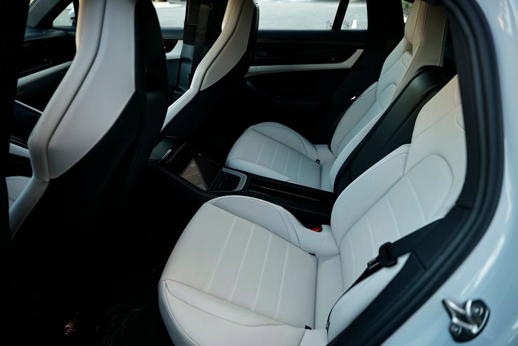 New 2026 Porsche Panamera 4 image 27