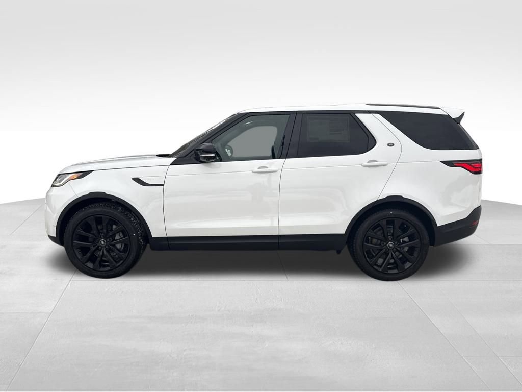 New 2026 Land Rover Discovery S AWD/4WD image 2
