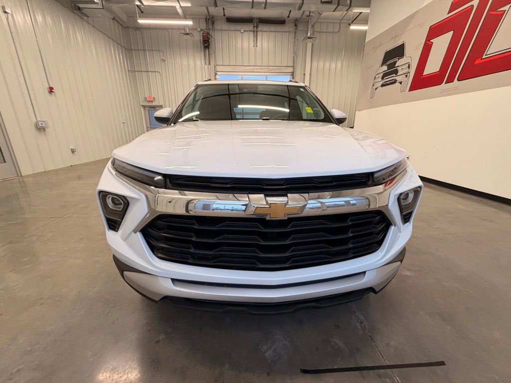 Used 2025 Chevrolet TrailBlazer LT image 14