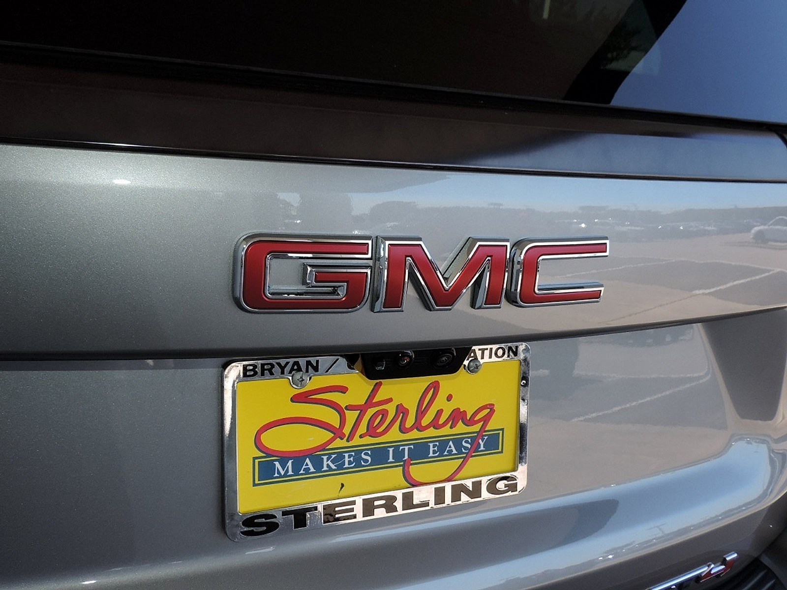 New 2026 GMC Yukon XL AT4 Ultimate w/ LPO, Floor Liner Package AWD/4WD image 11