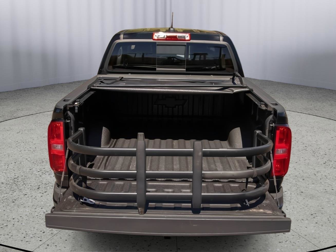 Used 2022 Chevrolet Colorado Z71 w/ Z71 Midnight Edition AWD/4WD image 24