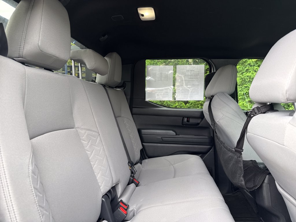 Used 2025 Toyota Tacoma SR5 AWD/4WD image 12