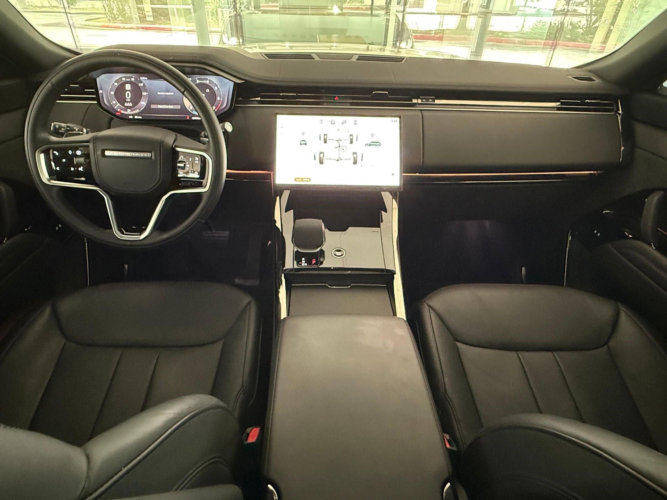 Used 2024 Land Rover Range Rover Sport SE AWD/4WD image 15