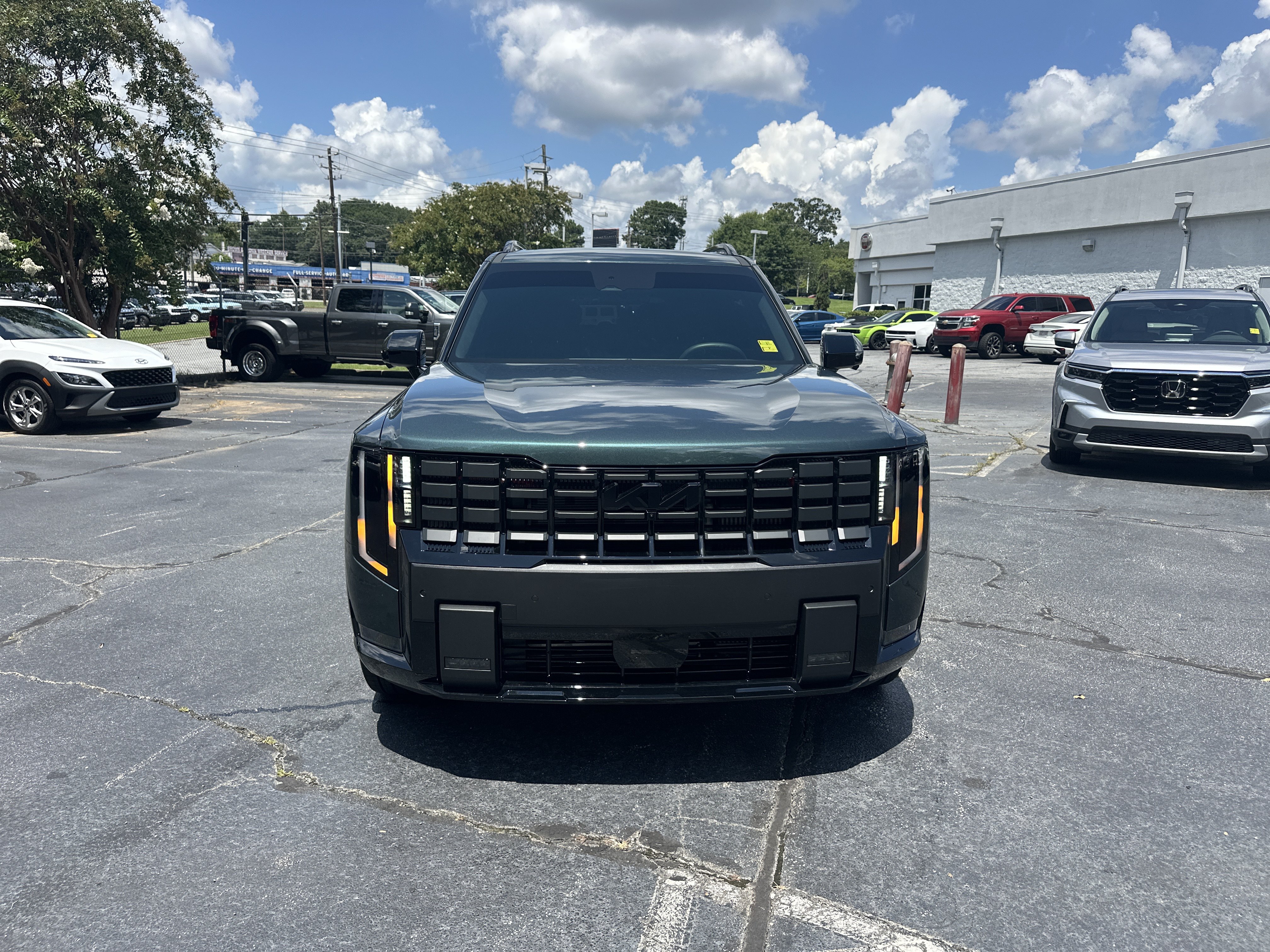 Used 2027 Kia Telluride X-Line SX Prestige w/ Towing Package AWD/4WD image 4