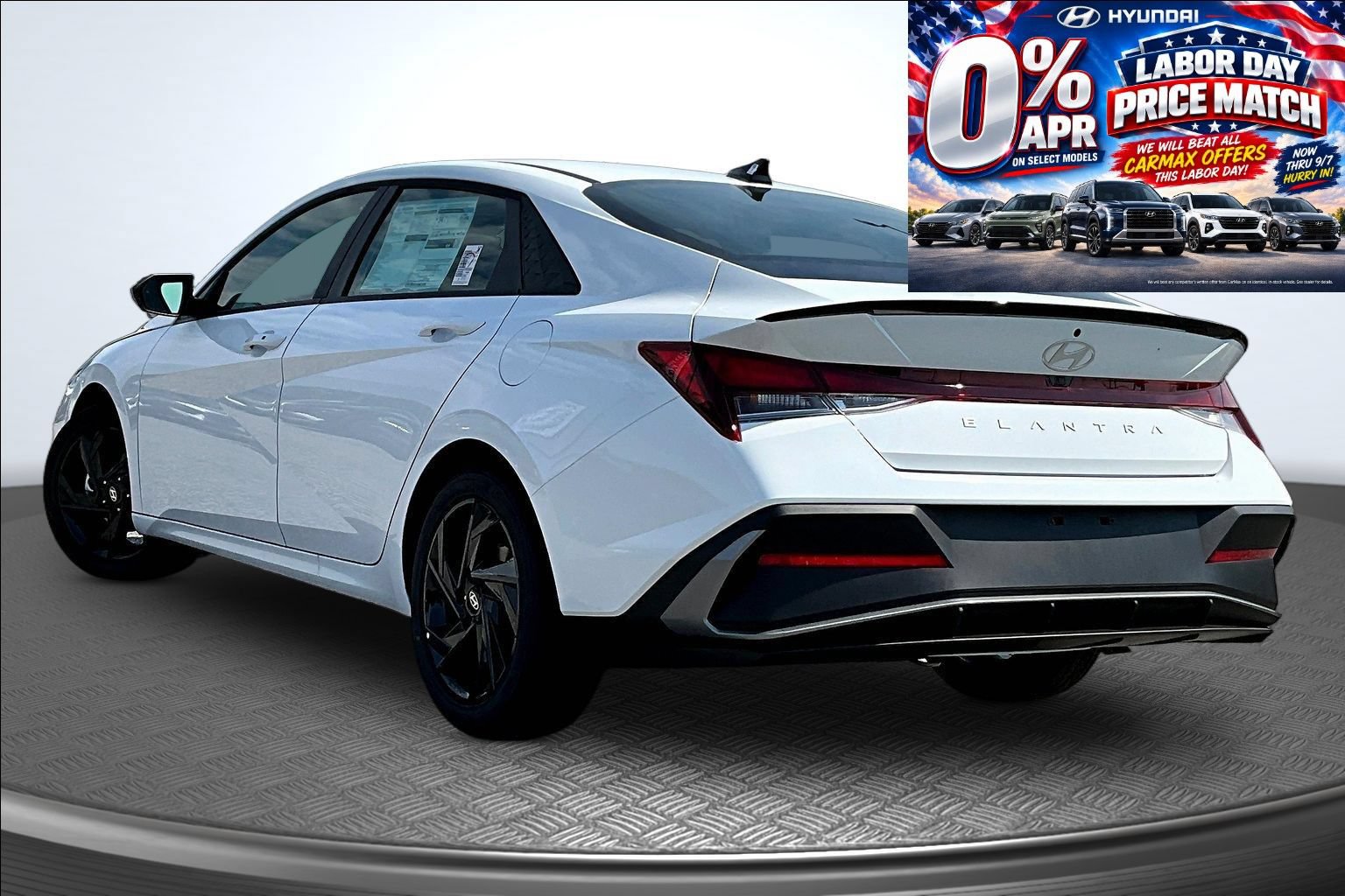 New 2026 Hyundai Elantra SEL Sport FWD image 4