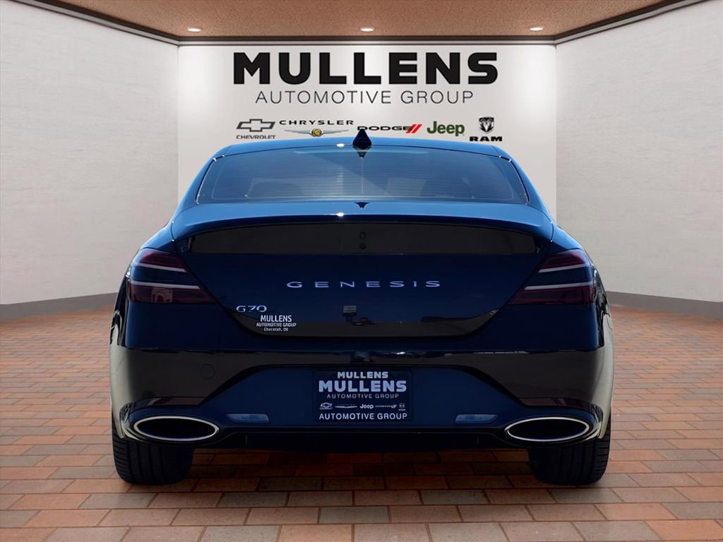 Used 2024 Genesis G70 2.5T image 6