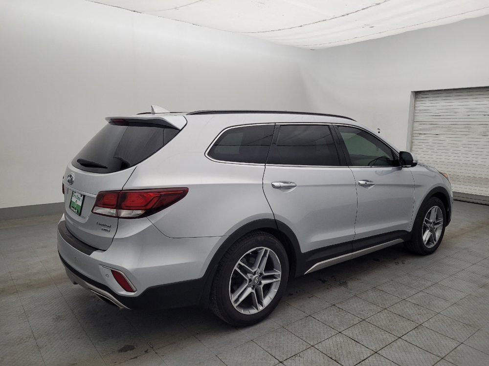 Used 2018 Hyundai Santa Fe Limited w/ Cargo Package FWD image 10