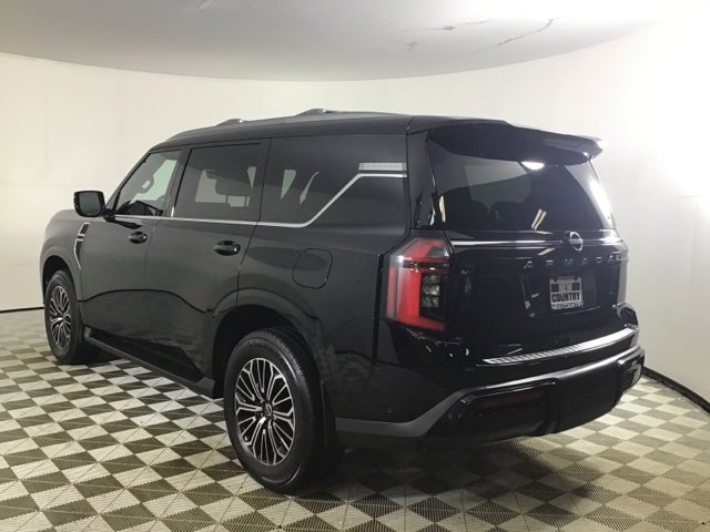 Used 2025 Nissan Armada Platinum image 5