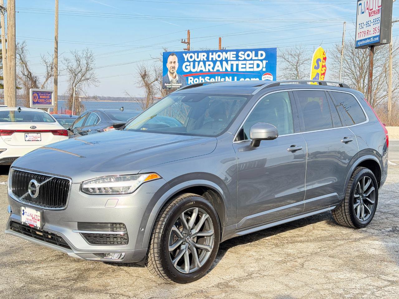 Used 2016 Volvo XC90 T6 Momentum w/ Momentum Plus Package AWD/4WD image 8