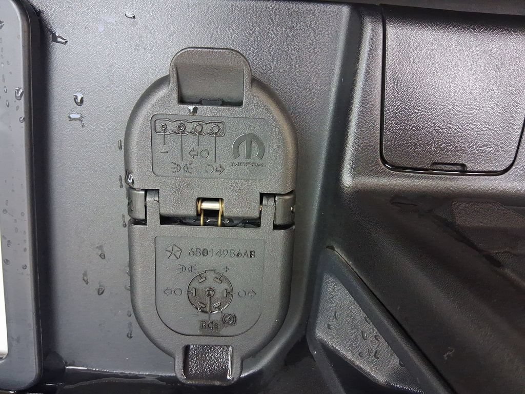 Used 2023 RAM 1500 Big Horn AWD/4WD image 39