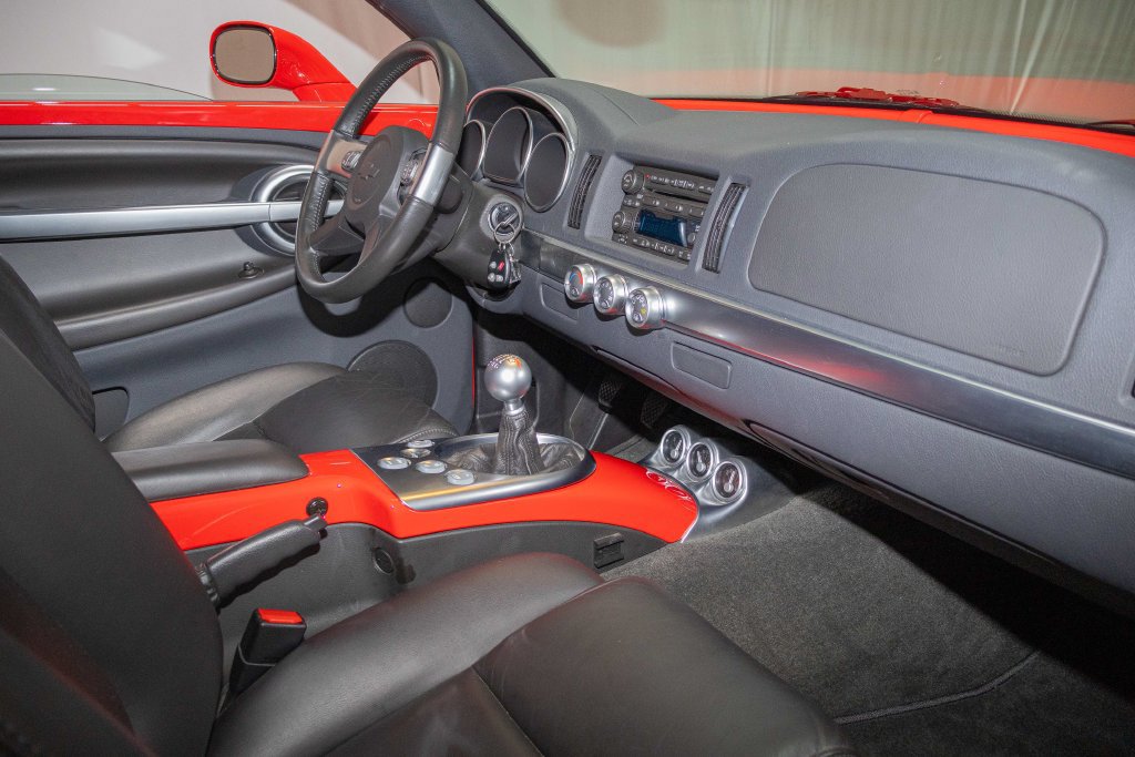 Used 2006 Chevrolet SSR w/ Preferred Equipment Group RWD image 14