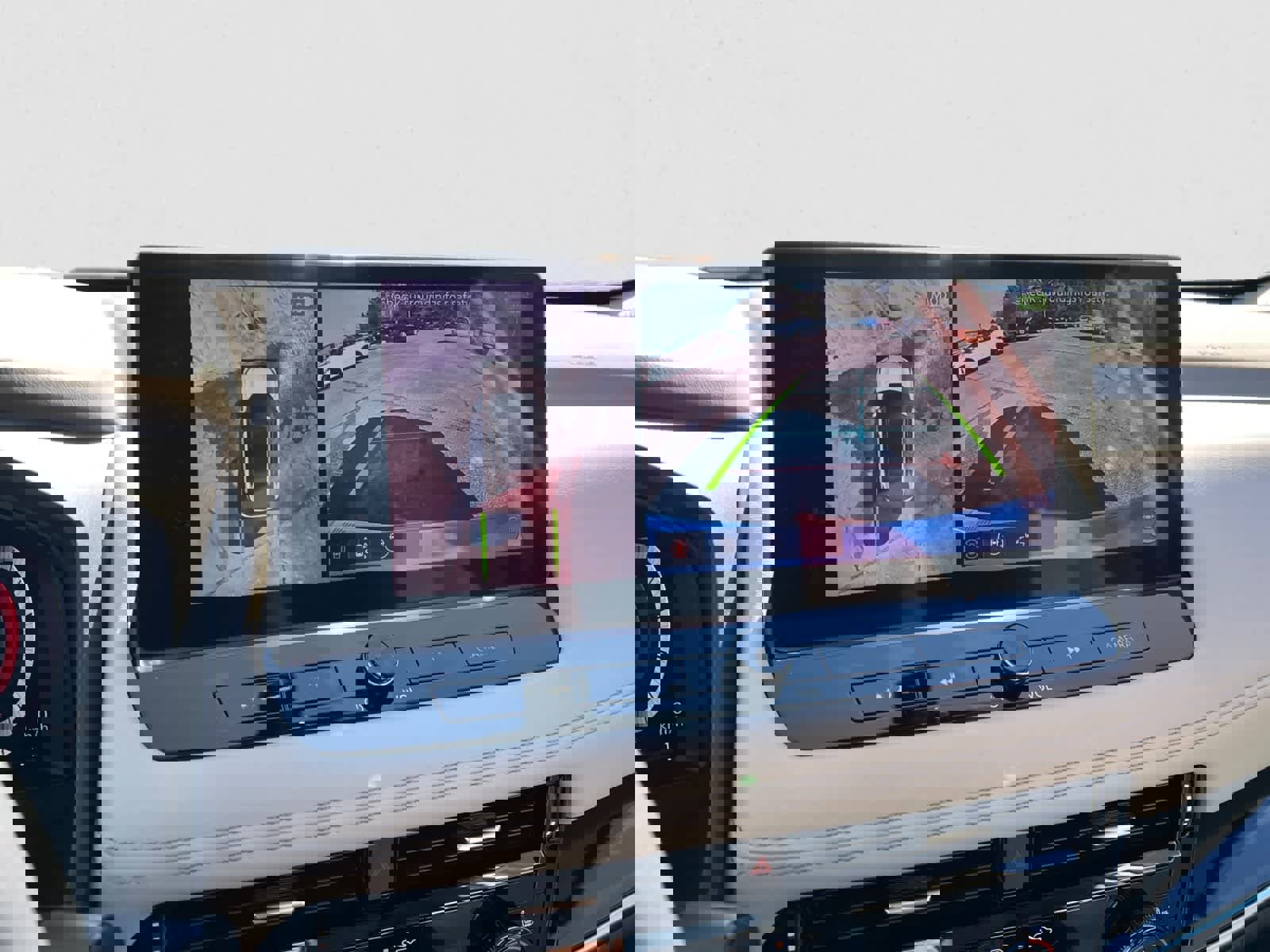 Certified 2025 Nissan Rogue SL w/ Tech Package image 21