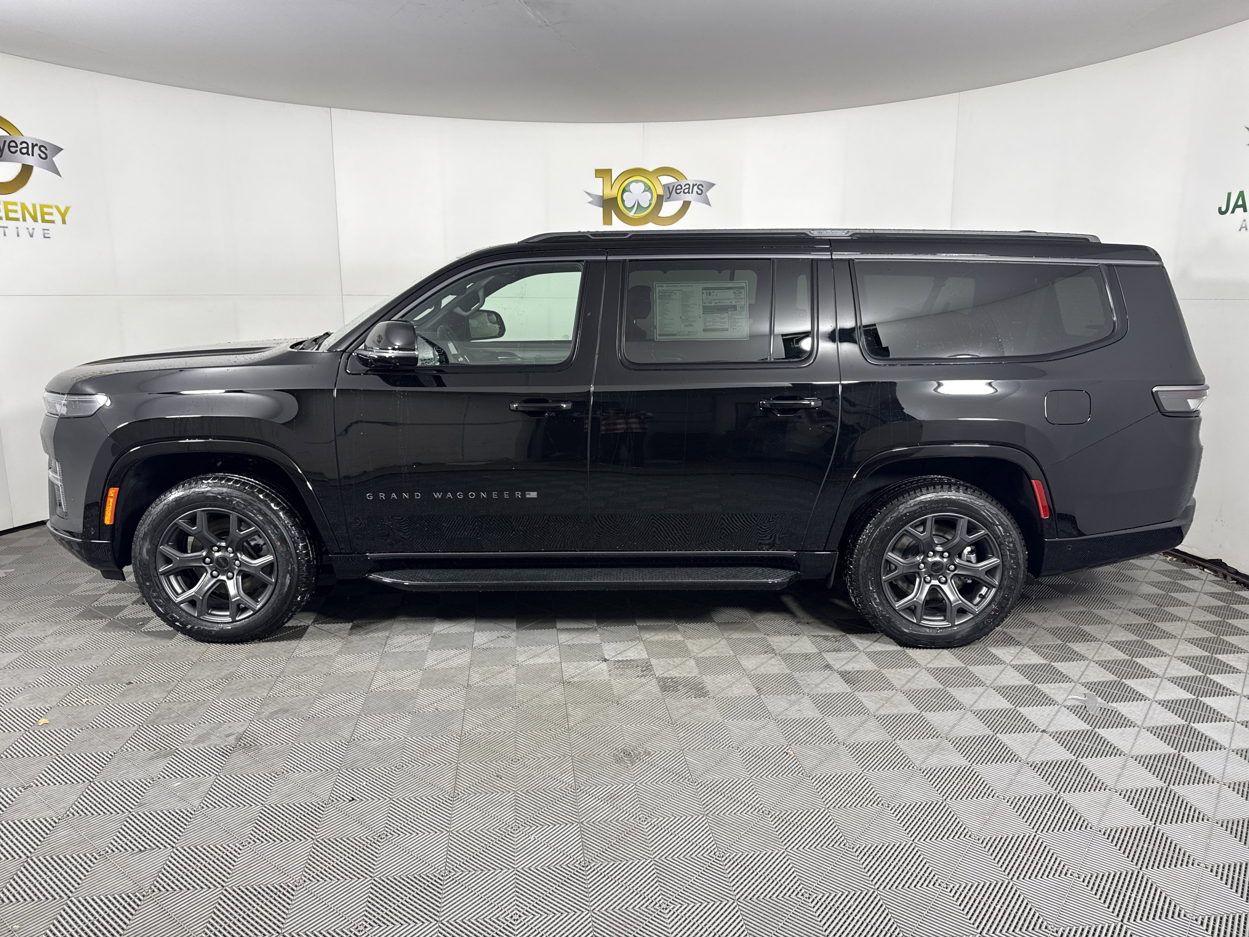 New 2026 Jeep Grand Wagoneer L Limited w/ Convenience Group I image 4