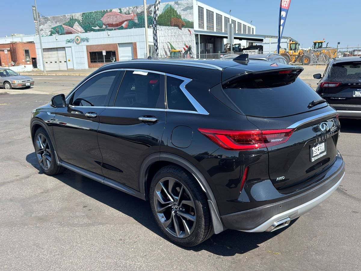 Used 2019 INFINITI QX50 Essential w/ Sensory Package AWD/4WD image 6