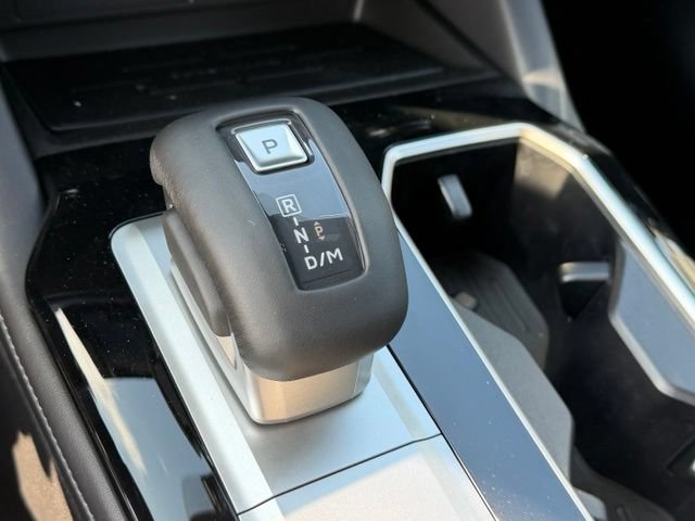 New 2026 Mitsubishi Outlander LE FWD image 25