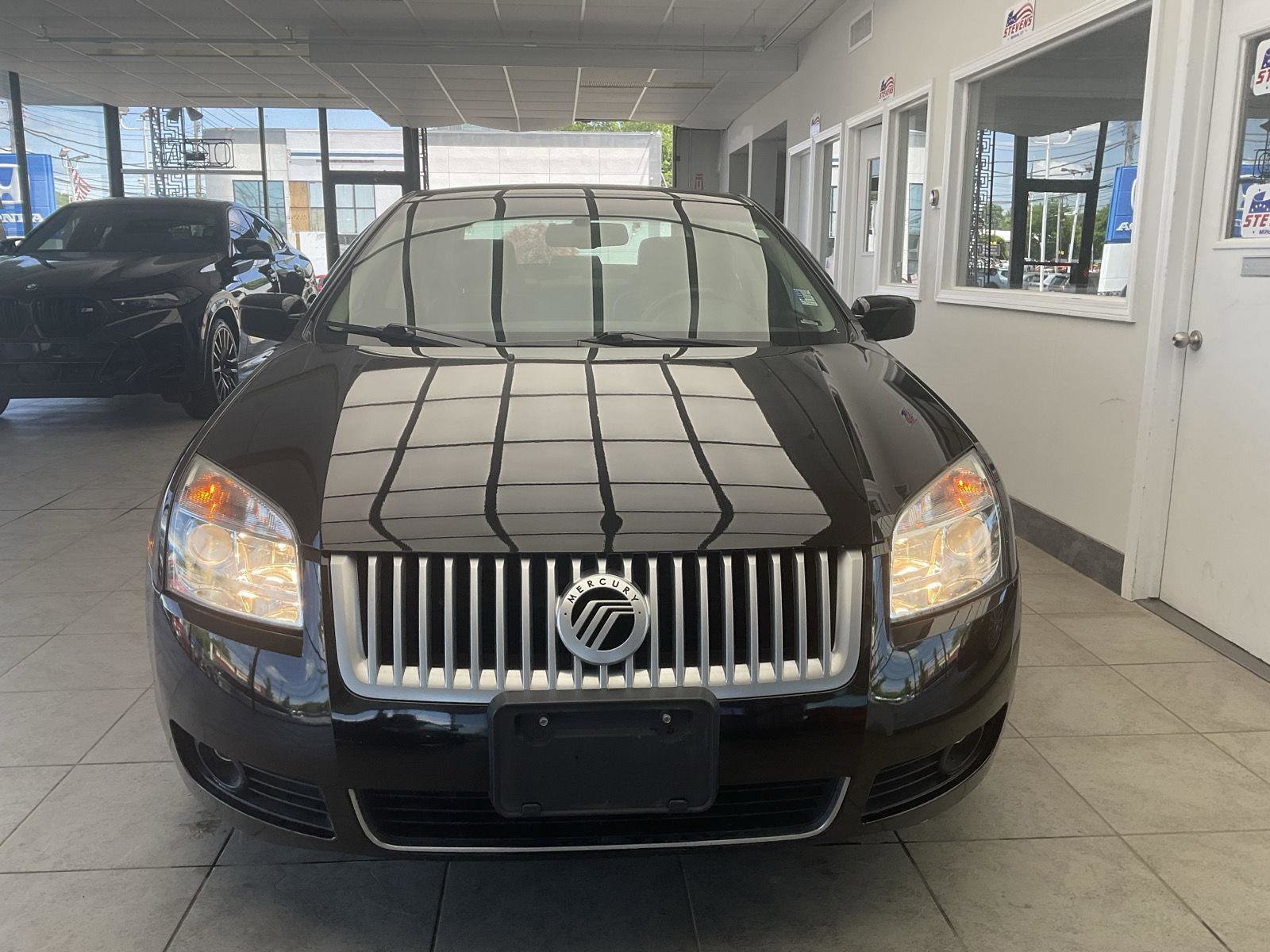 Used 2006 Mercury Milan Premier FWD image 2