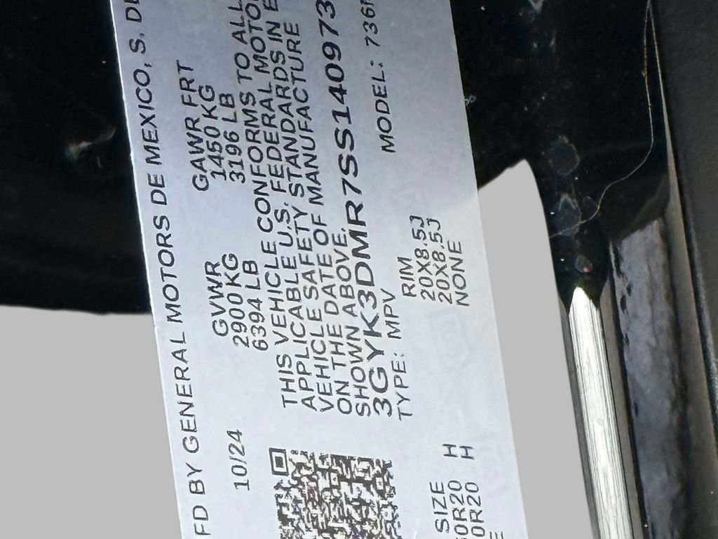 Used 2025 Cadillac Optiq Luxury 2 w/ LPO, Floor Liner Package AWD/4WD image 32