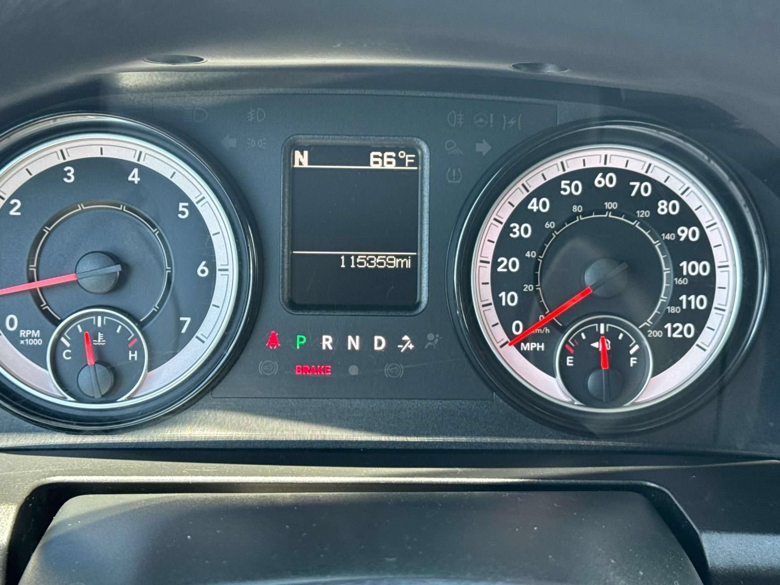 Used 2021 RAM 1500 Classic SLT AWD/4WD image 25