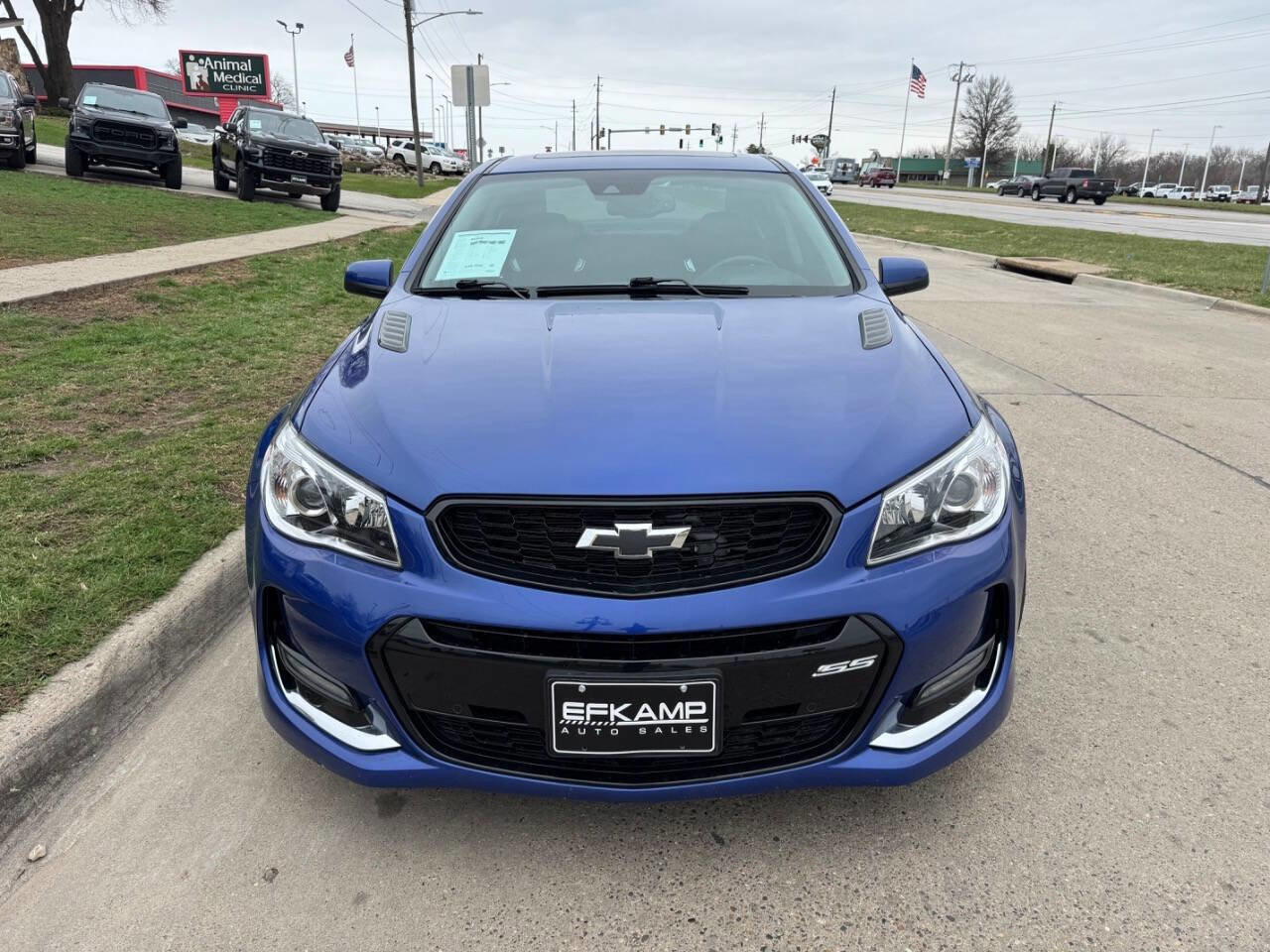 Used 2016 Chevrolet SS image 8