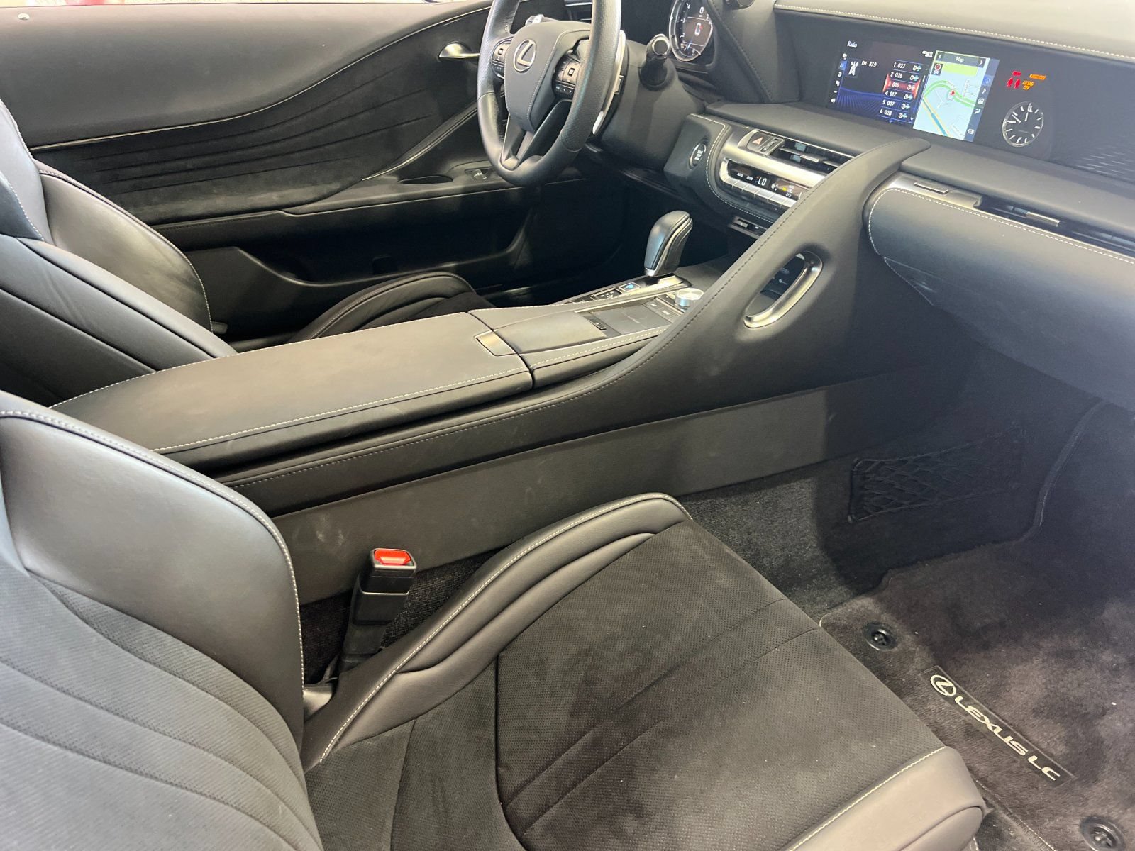 Used 2018 Lexus LC 500 Coupe RWD image 14