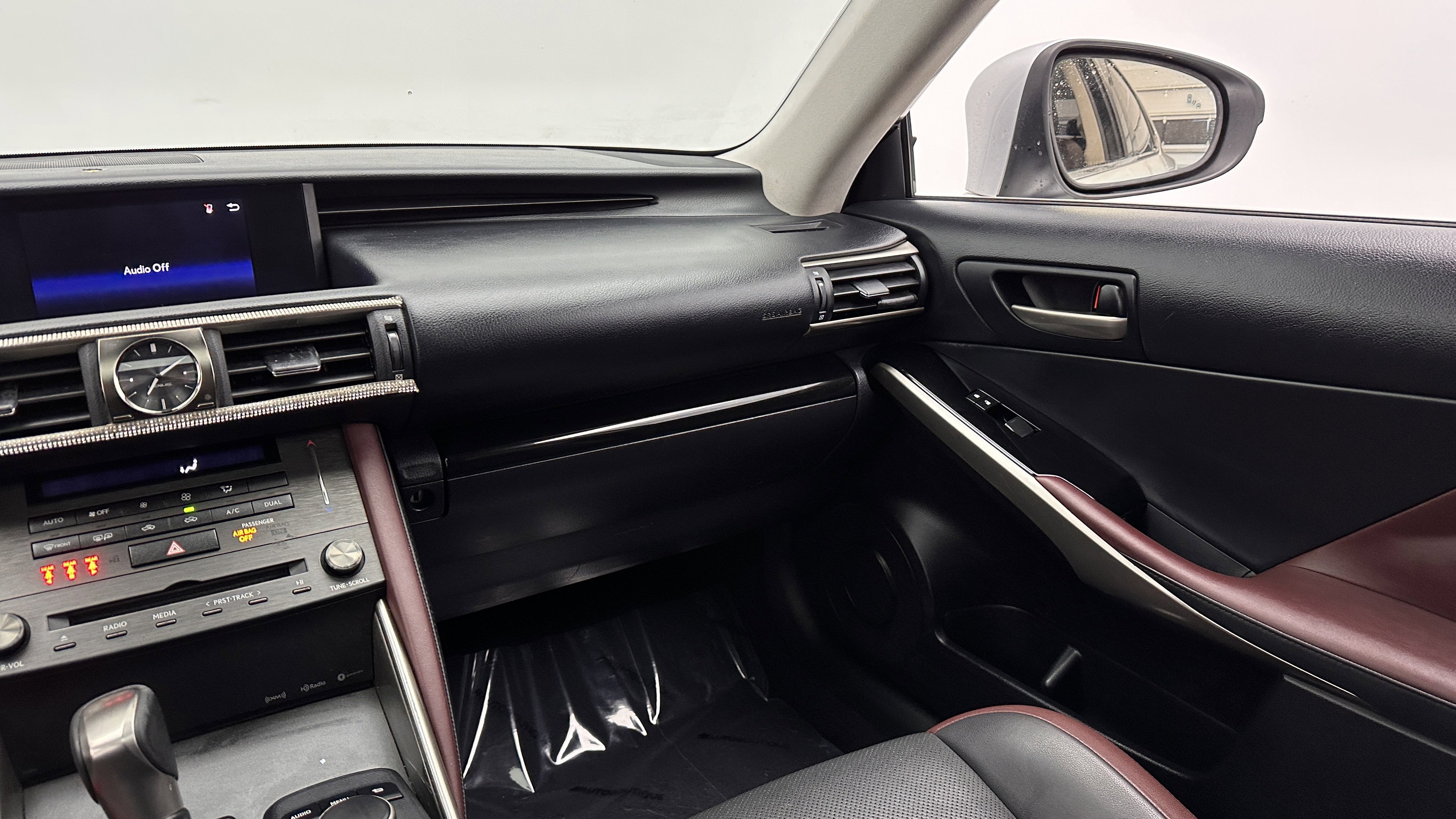 Used 2019 Lexus IS 300 w/ Accessory Package 2 image 28